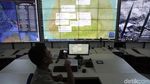 BNPB Pantau Gempa Lombok Lewat Layar Raksasa
