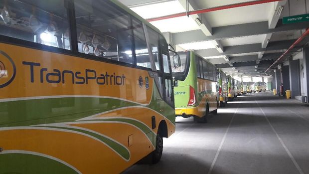Persiapan Stadion Patriot Candrabaga sambut Asian Games
