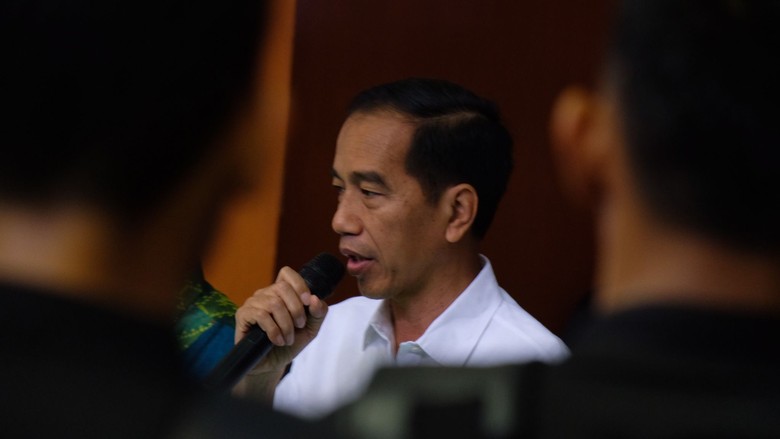 Jokowi Perintahkan Wiranto Koordinasi Tangani Gempa 7 SR di Lombok Jokowi Perintahkan Wiranto Koordinasi Tangani Gempa 7 SR di Lombok