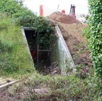 Siapa sangka ruang bawah tanah dari puluhan tahun lalu bisa diubah jadi rumah layak huni? Bunker yang berlokasi di Inggris ini dulunya adalah sebuah bunker yang digunakan sebagai tempat perlindungan bagi warga sipil dari serangan bom pada Perang Dunia II. Foto: Dok. Elite Readers/ SWNS.com