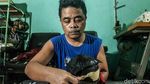Potret Perajin Blangkon dari Yogyakarta