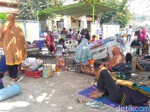 Tolong! Korban Gempa Butuh Tenaga Medis, Obat, Tenda, Pembalut
