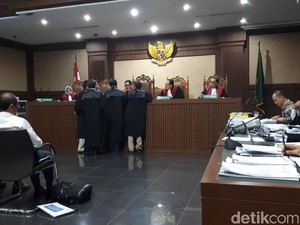 Auditor BPK Beberkan Penyimpangan BPPN di Sidang BLBI