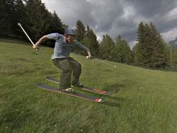 13 Momen Aneh yang Tertangkap Google Street View