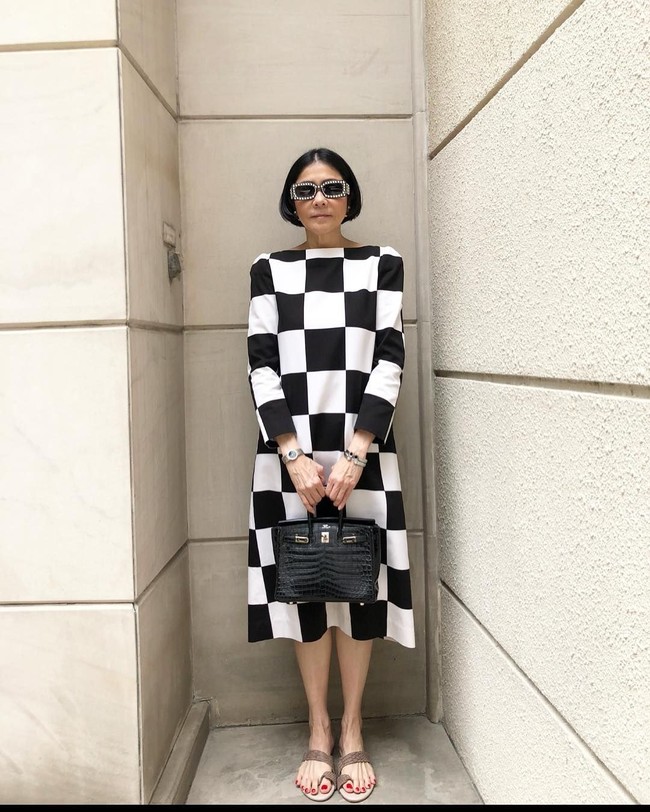 Monlahcha Skulthai dikenal sebagai pebisnis. Selain memiliki perusahaan yang bergerak di industri kimia, dia juga memiliki klinik kecantikan di Thailand. Dia merupakan pemilik dari klinik kecantikan franchise dari Korea, Wonjin Beauty Medical Group. (Foto: Instagram @ au_skulthai)