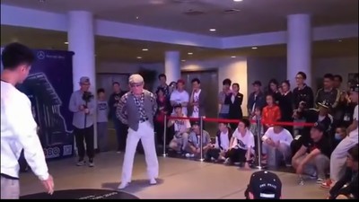 Viral! Aksi Para Kakek Nge-dance, Usia Hanyalah Angka