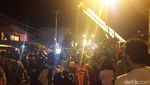 Penampakan Lalin di Ambon Macet Parah Akibat Panser Terguling
