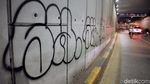 Terlalu! Baru Dipercantik, Underpas Trunojoyo Dicoret-coret