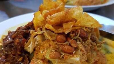 Ini Lontong Medan Bung! Paling Gurih Mantap Buat Sarapan