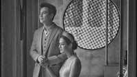 Hasil foto prewedding Baim dan Paula pun tetap keren. Foto: Instagram Darwis Triadi