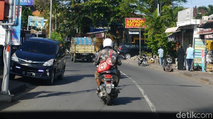 Suasana Kuta dan Jimbaran Normal Pasca Gempa