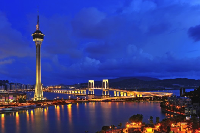 Selain Kunjungi Wisata Ini, Yuk Lihat Langit Warna-Warni di Macao