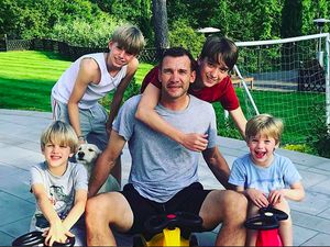Kedekatan Eks Striker AC Milan Andriy Shevchenko dan Putranya