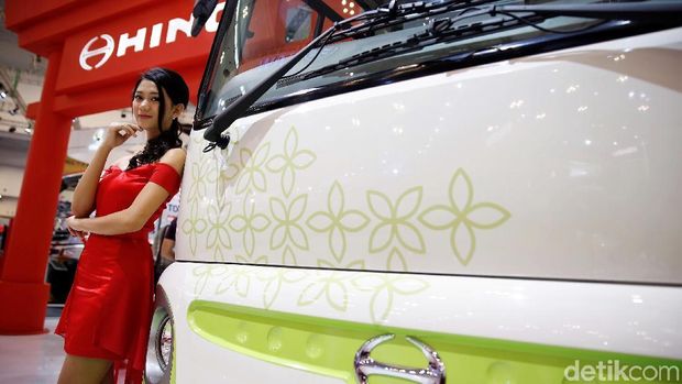 SPG di Booth Hino