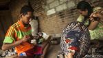 Potret Perajin Topeng Kayu yang Terkikis Zaman