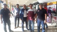 Edi merupakan Mantri di BRI unit Kayu Aro. Pada 2008, ia mengucurkan kredit kecil ke 366 orang senilai Rp 10 miliar. (Foto: istimewa)