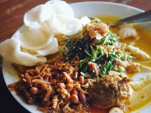 Icip-icip 3 Makanan Bandung di Restoran Salapan