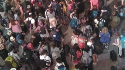 Potret Turis Diangkut Kapal ASDP dari Gili Trawangan