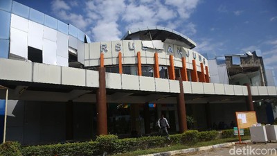 Penampakan RSUD Tanjung Lombok Utara yang Luluh Lantak