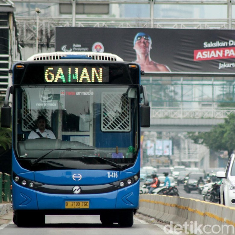Anies Pastikan Koridor 1 TransJ Tak Akan Dihapus Anies Pastikan Koridor 1 TransJ Tak Akan Dihapus