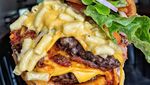 Mantap! 10 Cheeseburger dengan Lelehan Keju Mulur Ini Bikin Ngiler