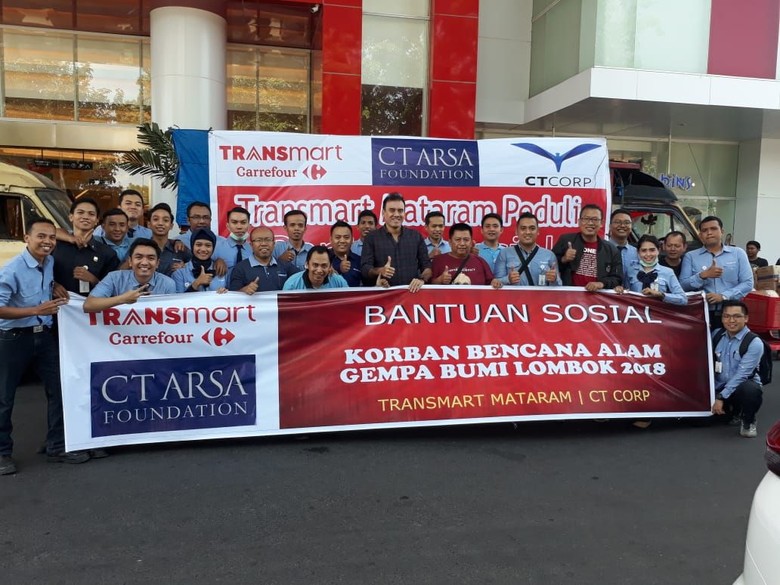 Bersama CT ARSA, Transmart Carrefour Kirim Bantuan ke Korban Gempa Bersama CT ARSA, Transmart Carrefour Kirim Bantuan ke Korban Gempa