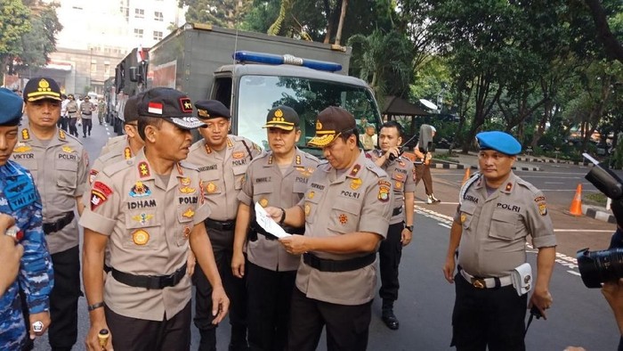 Polda Metro-Kodam Jaya Kirim Bantuan Bagi Korban Gempa Lombok