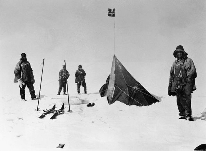 Nama Roald Amundsen mulai tersohor usai menjadi orang pertama yang menjelajahi Kutub Utara. Setelah 100 tahun, kapal penjelajah itu kembali ke negaranya.