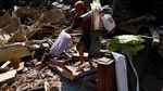 Rumah Hancur dan Jalan Terbelah di Kayangan, Lombok Utara