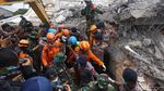 Tim Penyelamat Berhasil Evakuasi 1 Jenazah Korban Gempa Lombok
