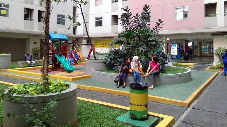 Prostitusi di Kalibata City, Transaksi Dilakukan di Taman Flamboyan Prostitusi di Kalibata City, Transaksi Dilakukan di Taman Flamboyan