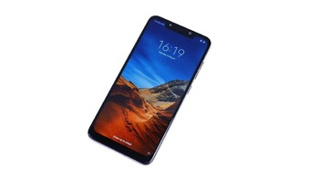 Ponsel ini hadir dengan layar 5,99 inch dengan resolusi Full HD+.  Foto: pcgarage