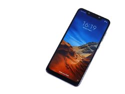 Penampakan Nyata Xiaomi Pocophone F1