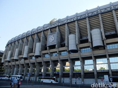 Stadion Santiago Bernabeu, yang Bukan Fans Bola Pun Terpesona