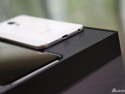 Penampakan Meizu 16, Ponsel Snapdragon 845 Termurah