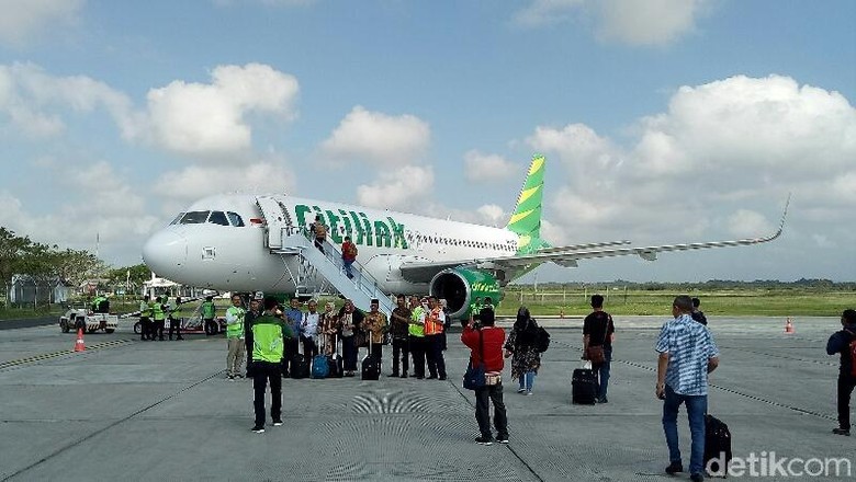 Ilustrasi maskapai Citilink di Bandara Banyuwangi (Ardian Fanani/detikTravel) Ilustrasi maskapai Citilink di Bandara Banyuwangi (Ardian Fanani/detikTravel)
