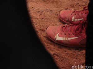 Menpora Minta Perbasasi Selesaikan Masalah Sepatu Butut Timnas Sofbol