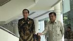 Senyum Jokowi Usai Bahas Pilpres dengan JK