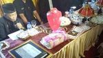 Ini Rangkaian Lamaran Kakek Tajir 70 Tahun Sunting Gadis di Bone