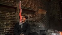 Ki Empu Sungkowo dapat membuat keris seperti lekukan 11 bernama Dapur, Udan Mas, Sabuk Sinten dan Pamor.