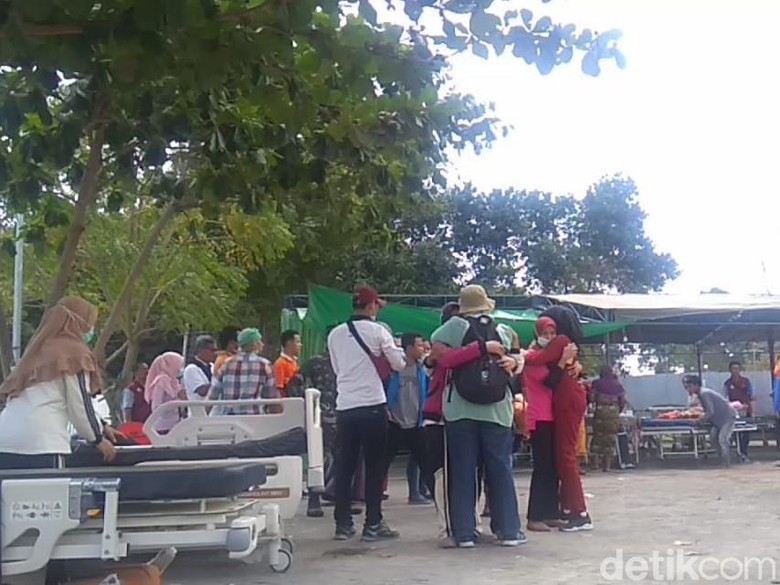 Guncangan Gempa 6,2 SR Kuat, Kepanikan Terjadi di RSUD Lombok Guncangan Gempa 6,2 SR Kuat, Kepanikan Terjadi di RSUD Lombok