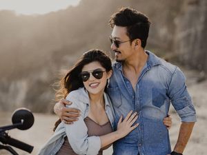Seperti Denny Sumargo, 8 Artis Indonesia yang Batal Nikah Setelah Tunangan