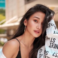 Wajahnya yang imut, dengan kulit mulus dan tubuh yang ideal membuat Chienna dikagumi oleh netizen. Foto: Instagram @chiefilomeno