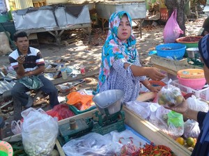 Pedagang di Lombok Utara Mulai Berjualan Pascagempa