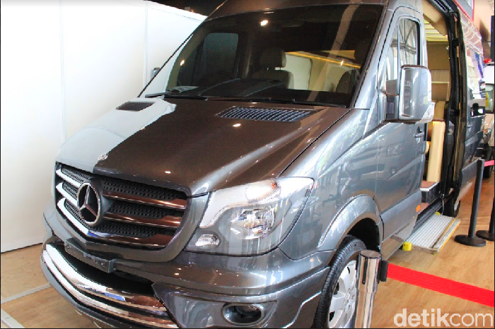 Jika Mobil Dinas Pejabat seperti Ini, Dijamin Bakal Keren!