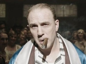 Tom Hardy Tampil Sangar Sebagai Al Capone di Fonzo