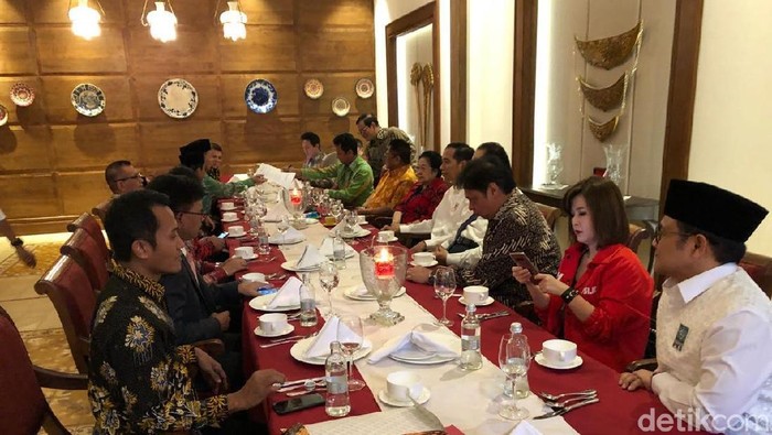 Mahfud Md atau Maruf Amin Cawapresnya? NasDem: Tunggu Rilis Jokowi