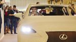 Percaya Enggak, Lexus Ini Terbuat dari Kardus