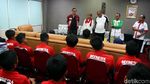 Kemenpora Lepas Tim Pelajar U-12 ke China
