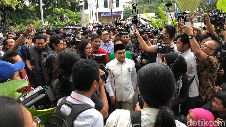 Ikut Kumpul Koalisi Pro-Jokowi, Cak Imin: PKB Tetap Bergabung Ikut Kumpul Koalisi Pro-Jokowi, Cak Imin: PKB Tetap Bergabung
